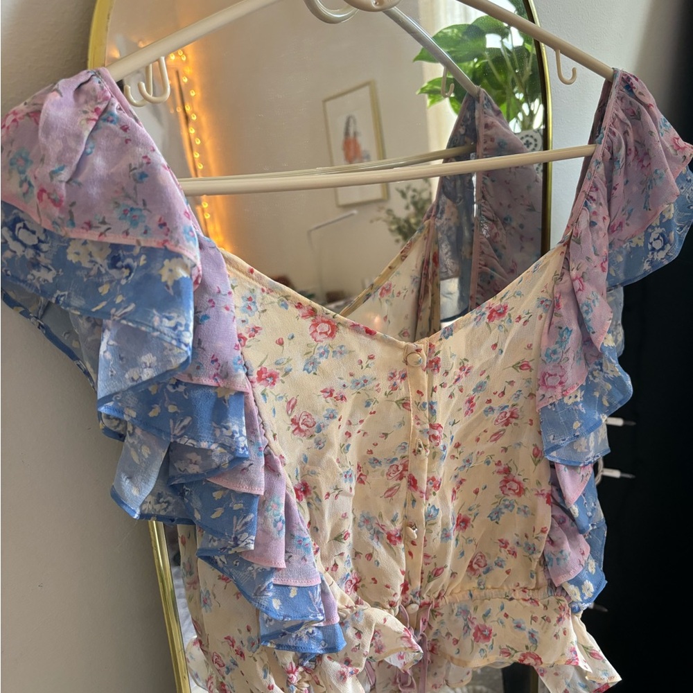 Floral Ruffle Blouse - Picture 3 of 5